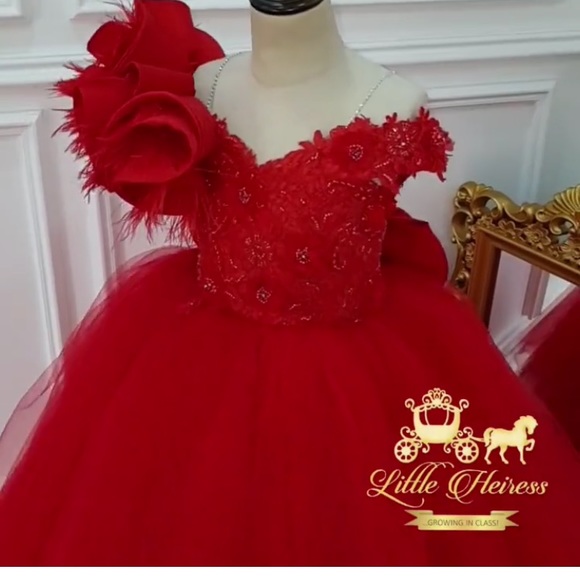 Meet your Posher, Idy - Picture 1 of 1